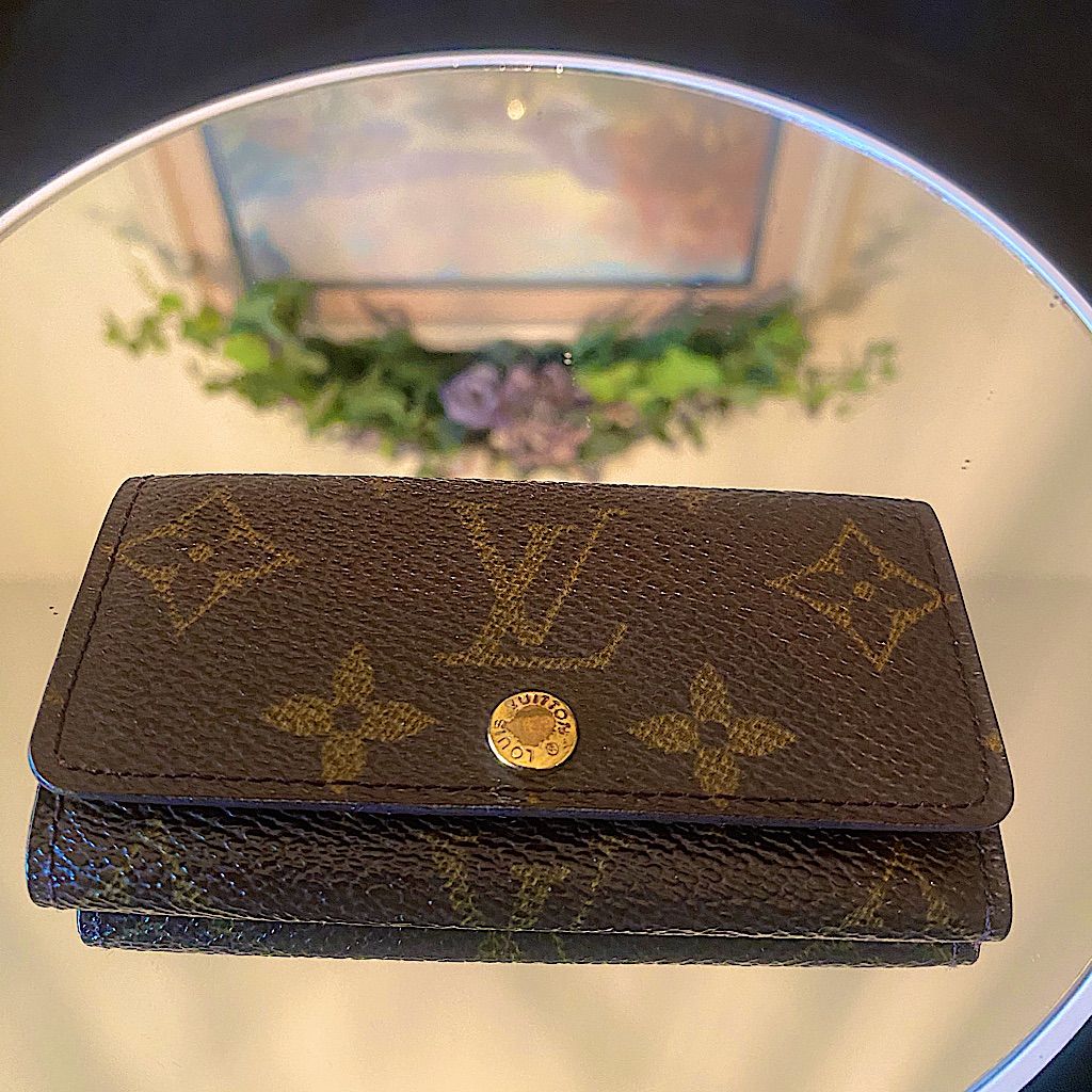 Louis Vuitton Monogram 4Ring Key Case